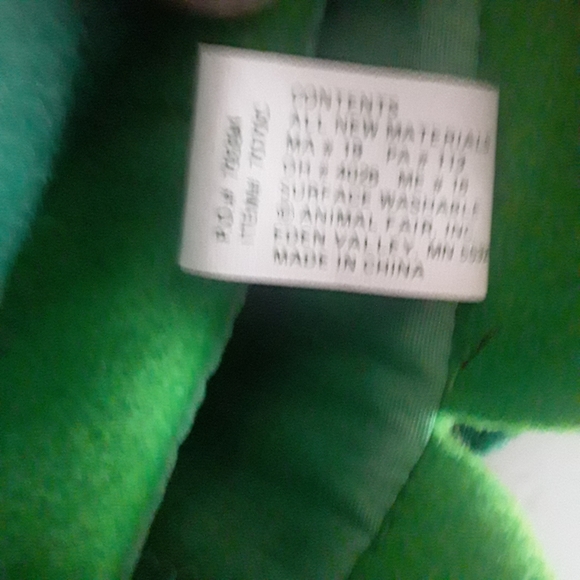 Green Giant Brand Brussel Sprout Hand Pupper - Picture 5 of 5